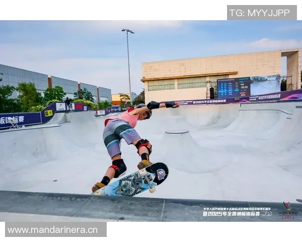 杭州滑板队技术革新引发热议推动滑板运动新发展 杭州滑板队技术革新引发热议推动滑板运动新发展