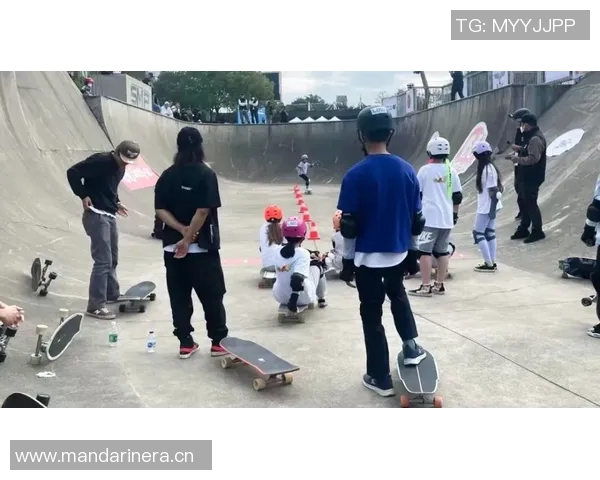 武汉滑板队的边路渗透技巧与深度解析探秘滑板文化的魅力与挑战 武汉滑板队的边路渗透技巧与深度解析探秘滑板文化的魅力与挑战